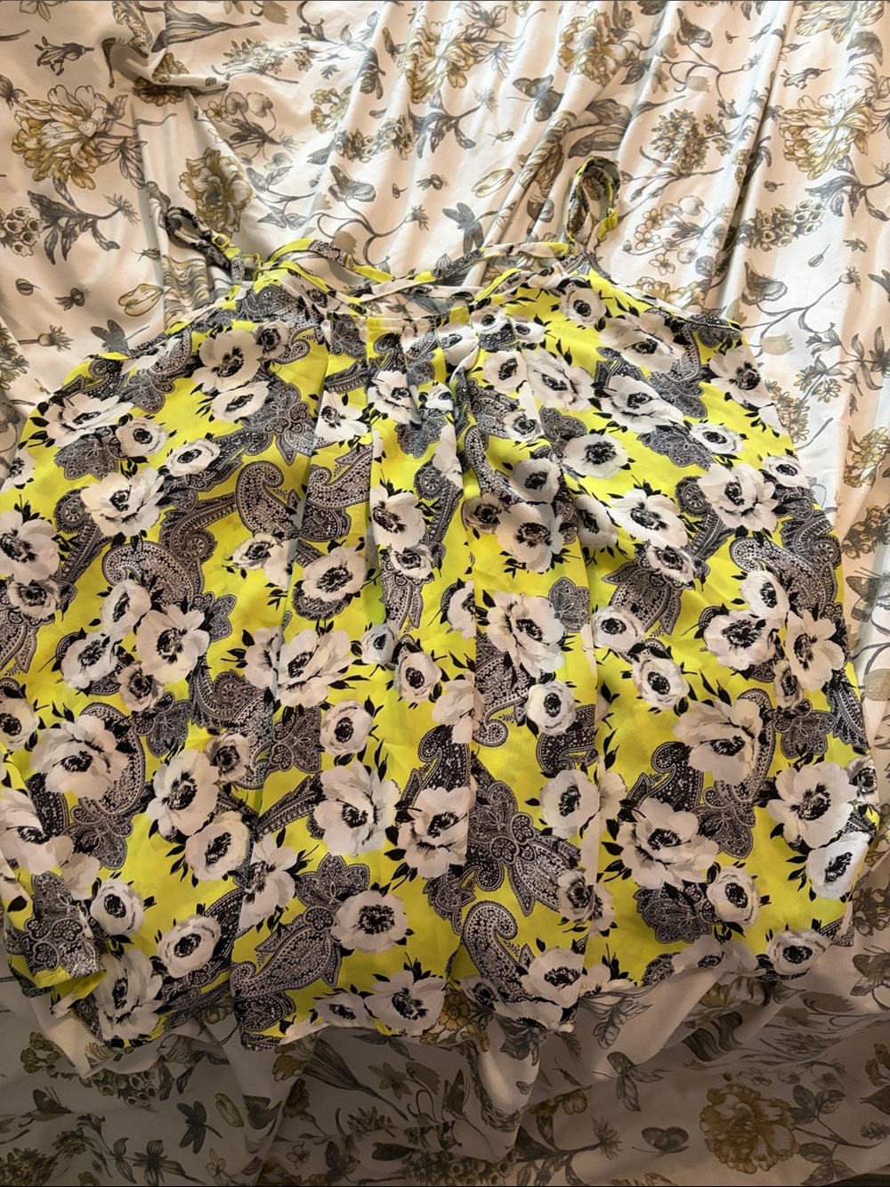 Torrid Floral Yellow and White Women's shirt